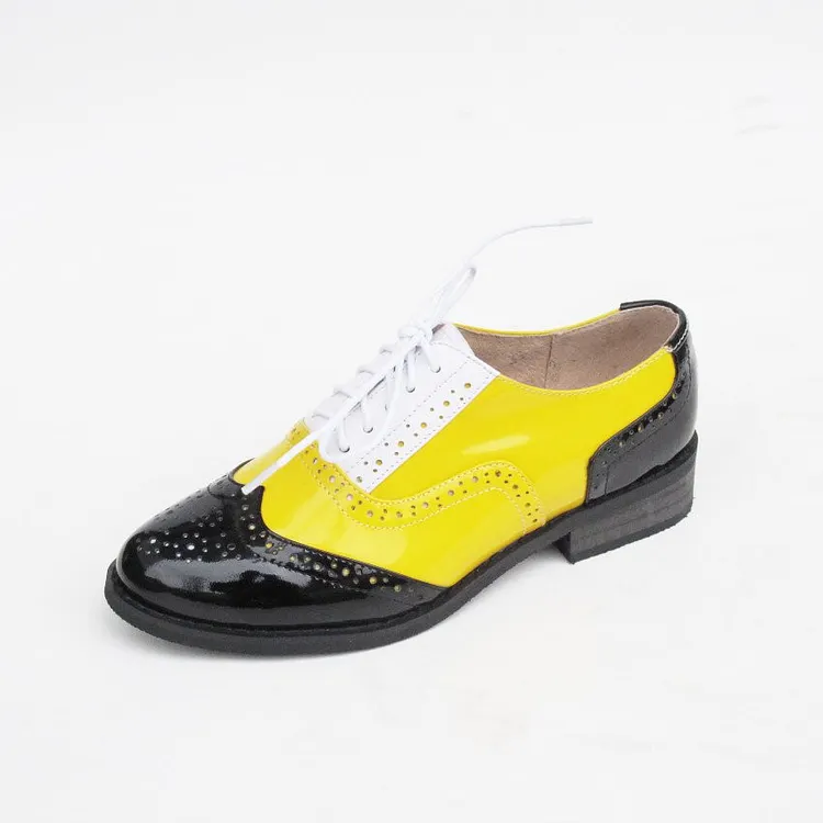 Multicolor Wingtip Patent Leather Lace-up Flat Oxfords Vdcoo