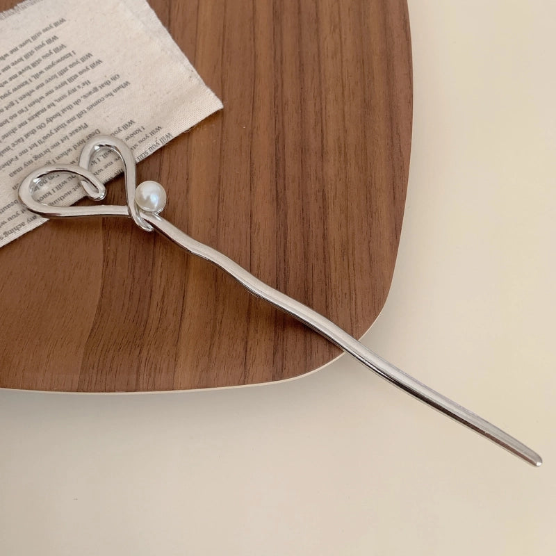 Women’s Sweet Heart Shape Alloy Inlay Pearl Hair Sticks