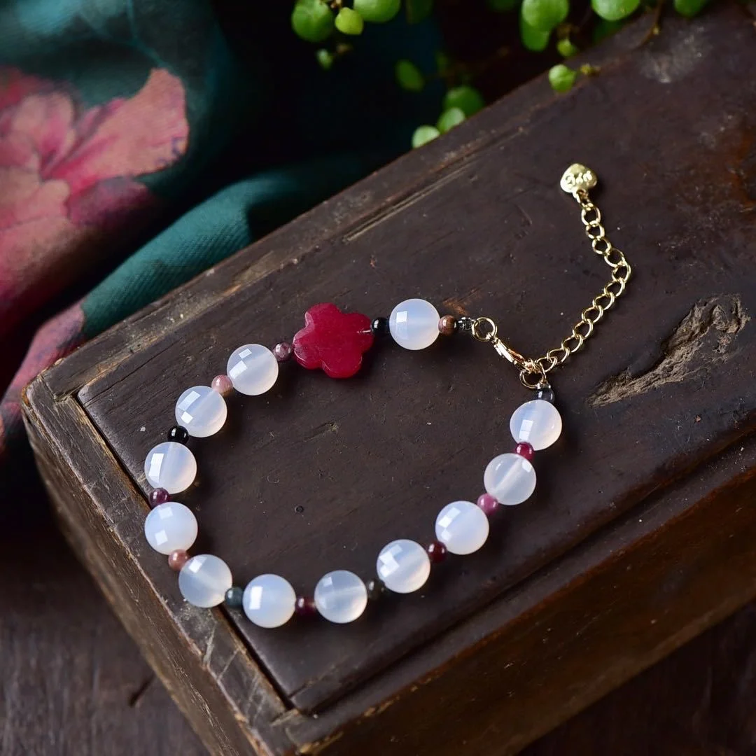 Agate Four Leaf Clover Charm Bracelet