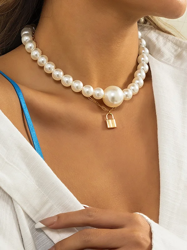 Statement Pearl Necklaces Accessories