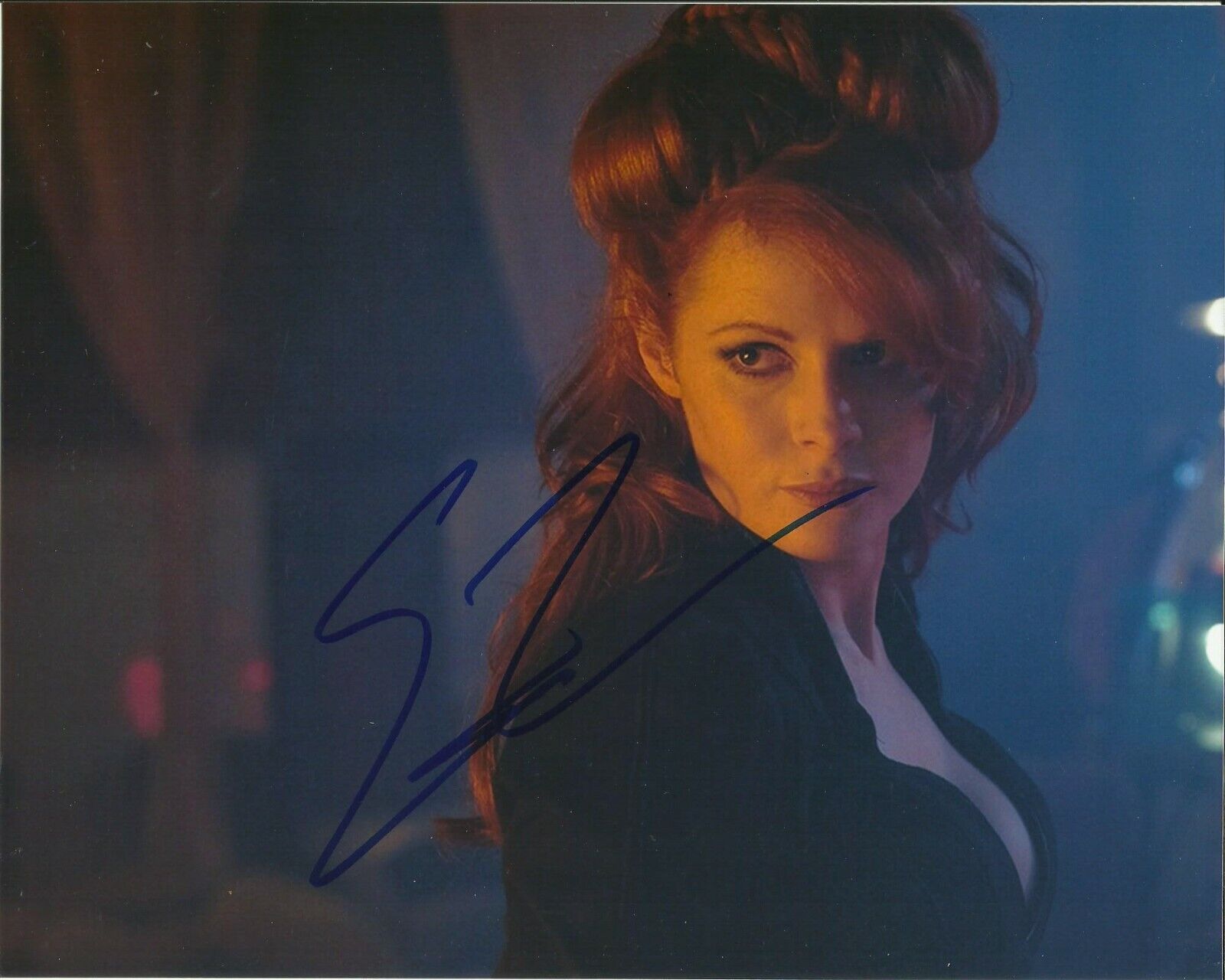 EMILY BEECHAM SIGNED SEXY INTO THE BADLANDS Photo Poster painting UACC REG 242 (1)