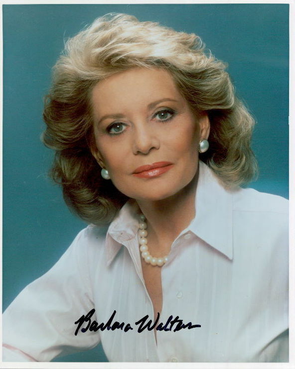 Barbara Walters signed 8x10 Photo Poster painting In-person