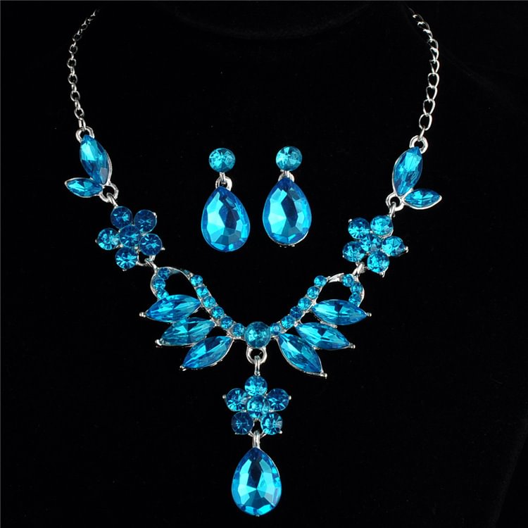 Alloy Diamond Necklace and Earrings Set