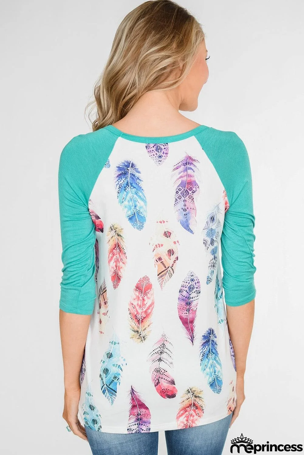 Feather Print 3/4 Raglan Sleeve Top