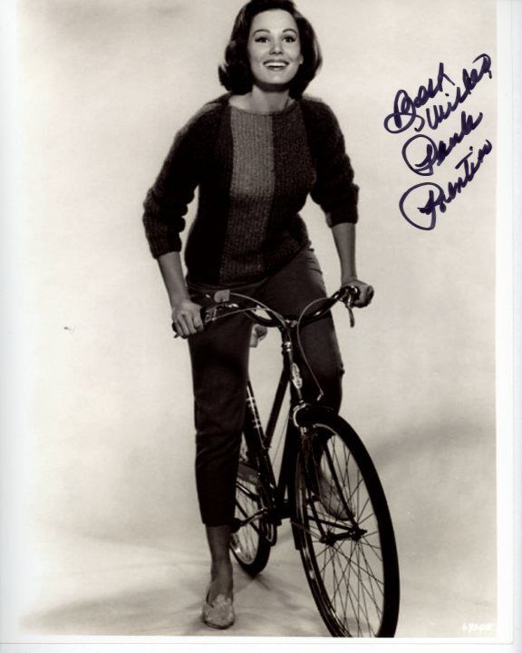 PAULA PRENTISS Signed Autographed Photo Poster painting