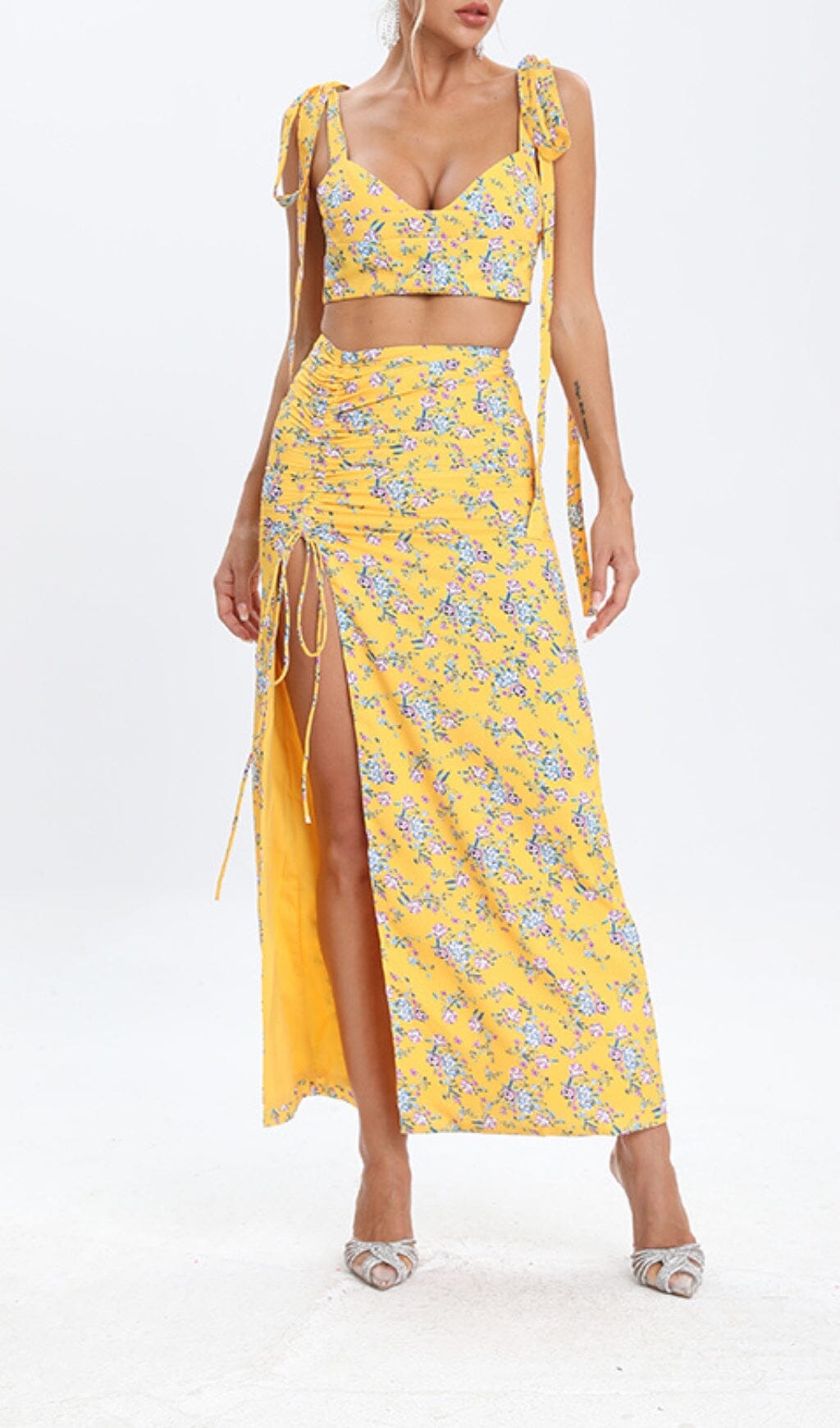 Floral Design Two Piece Set In Yellow Flowering Girl