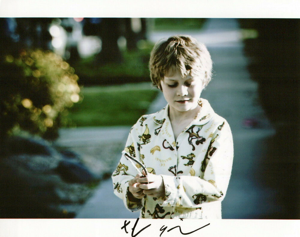 Ty Simpkins Insidious autographed Photo Poster painting signed 8x10 #3 Dalton Lambert