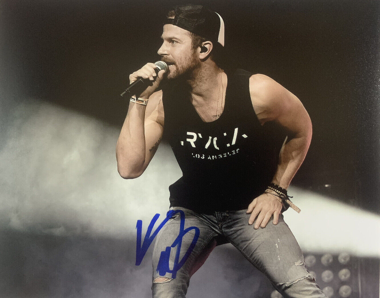 KIP MOORE HAND SIGNED 8x10 Photo Poster painting COUNTRY SINGER AUTHENTIC AUTOGRAPH COA