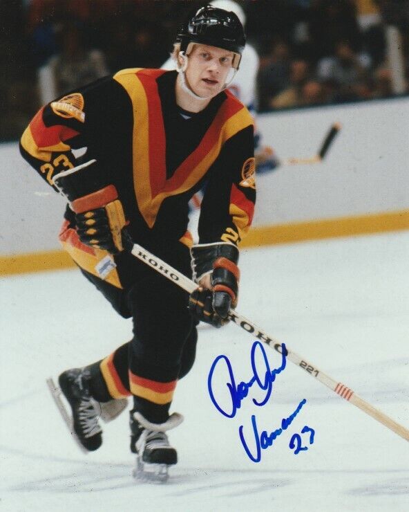 VINTAGE THOMAS GRADIN SIGNED VANCOUVER CANUCKS 8x10 Photo Poster painting #2 Autograph PROOF!