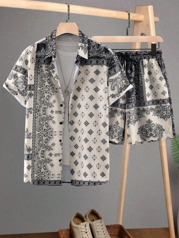 Men Random Baroque Print Shirt & Shorts