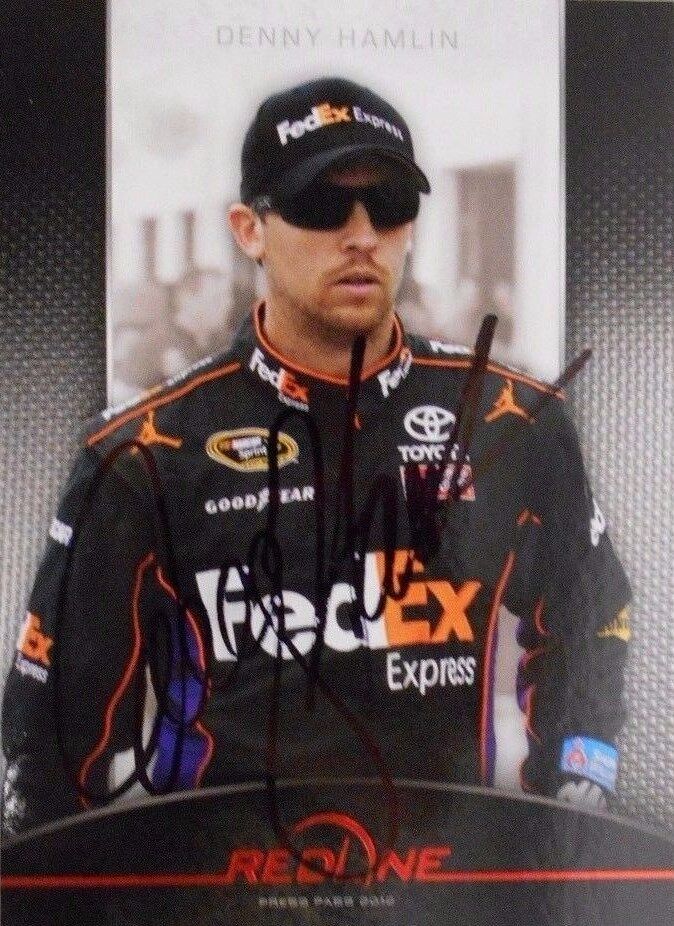 DENNY HAMLIN * HAND SIGNED * TRADING CARD