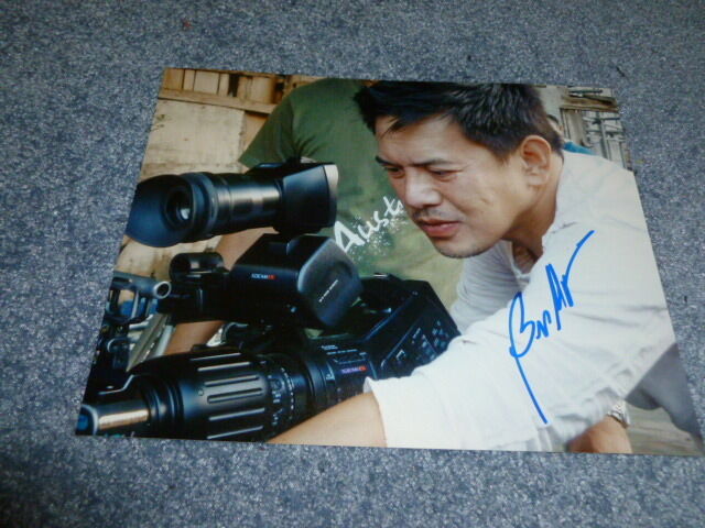 BRILLANTE MENDOZA signed autograph In Person 8x10 FILIPINO director