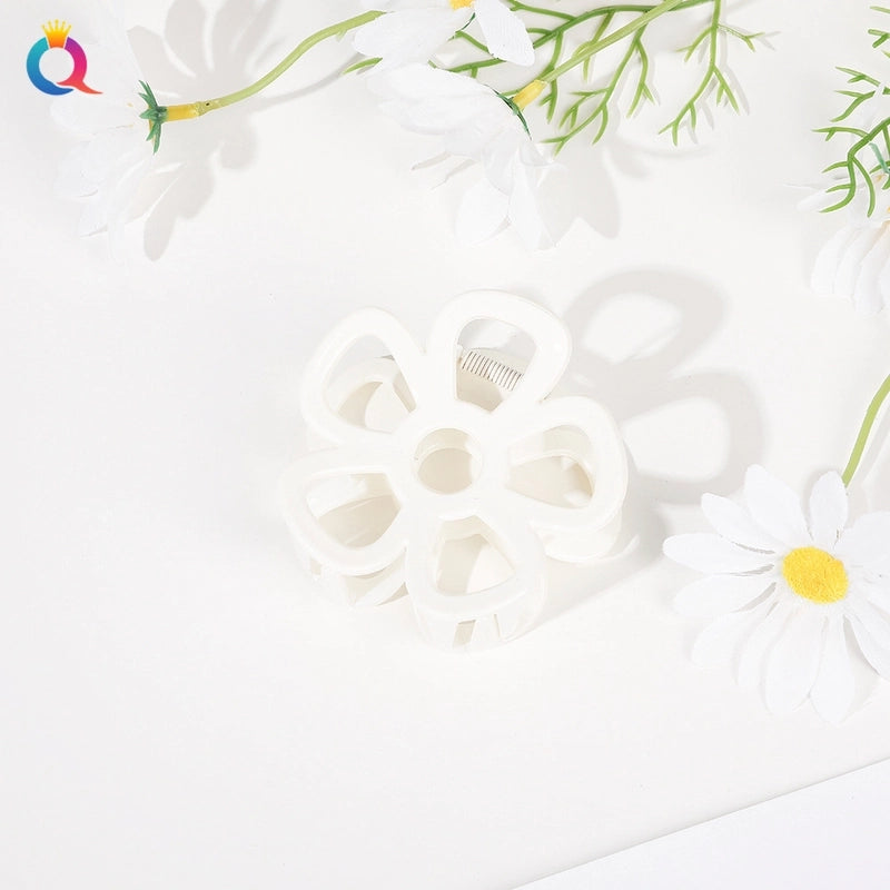 Fashion Flower Plastic Metal Stoving Varnish Hollow Out Hair Claws 1 Piece