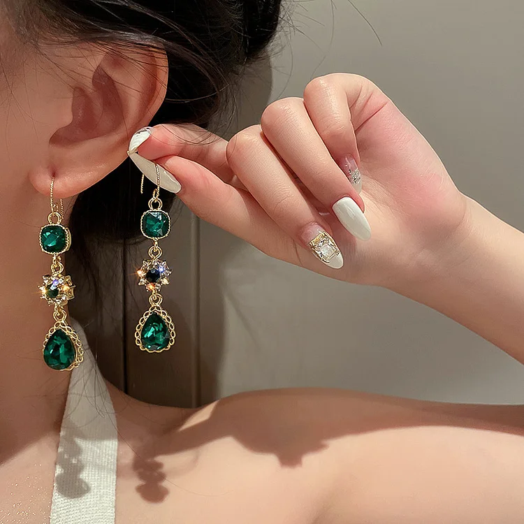 Fashion Emerald Green Retro Water Droplet Flower Crystal Earrings  Flycurvy [product_label]