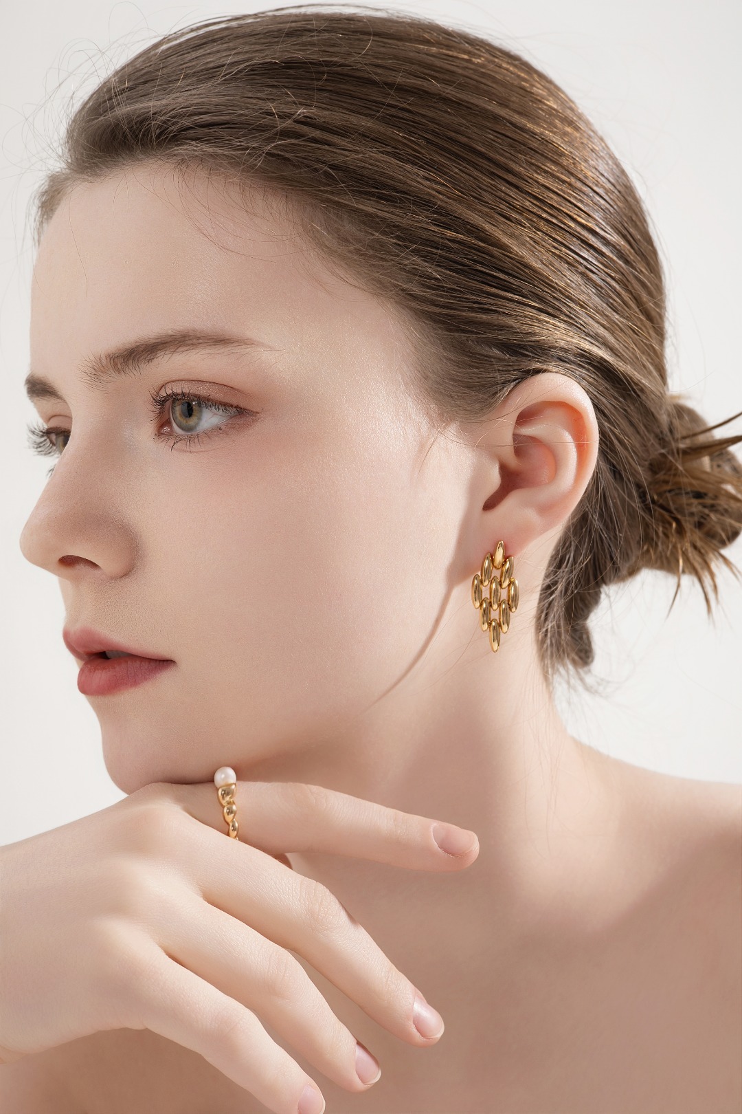 Elegant Oval Earrings