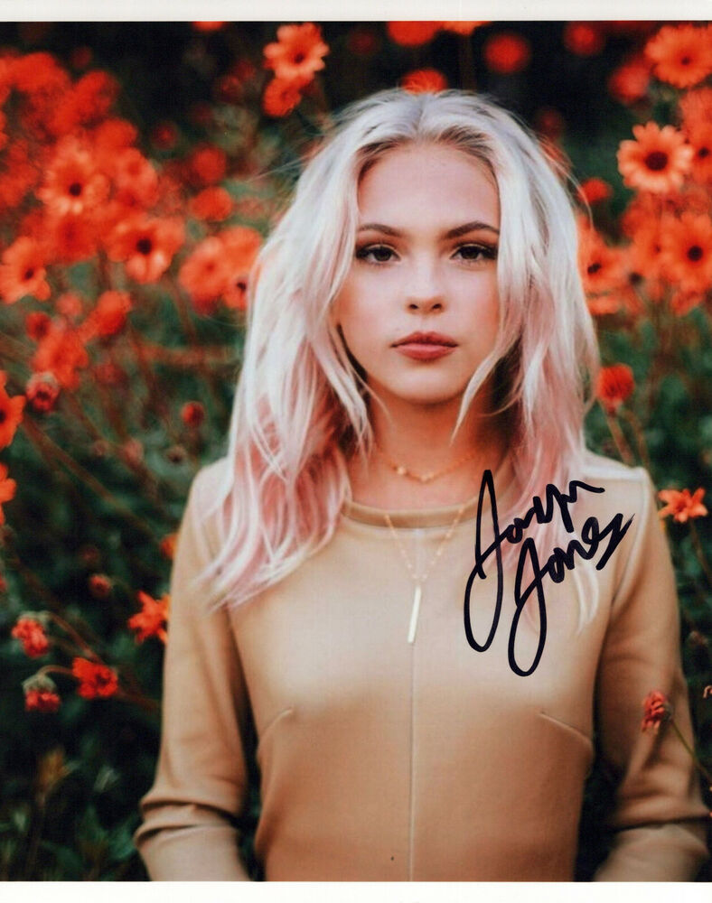 Jordyn Jones glamour shot autographed Photo Poster painting signed 8x10 #8