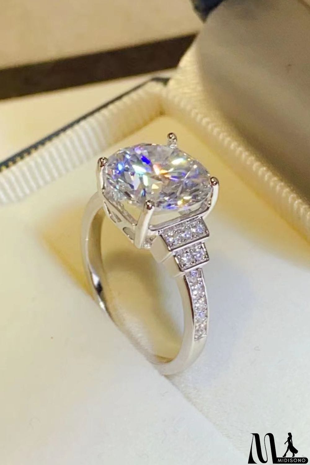 MidiSono - 5 Carat Moissanite 925 Sterling Silver Ring