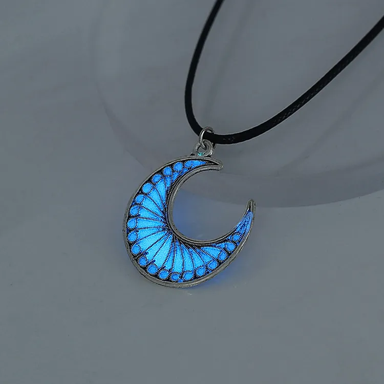 Glowing Retro Moon Necklace Jewelry