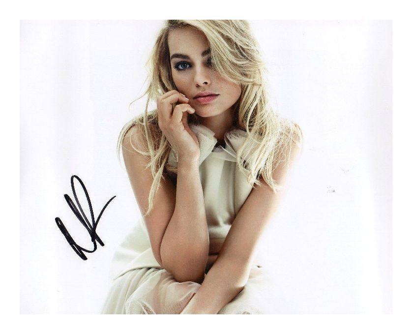 MARGOT ROBBIE AUTOGRAPHED SIGNED A4 PP POSTER Photo Poster painting PRINT 13