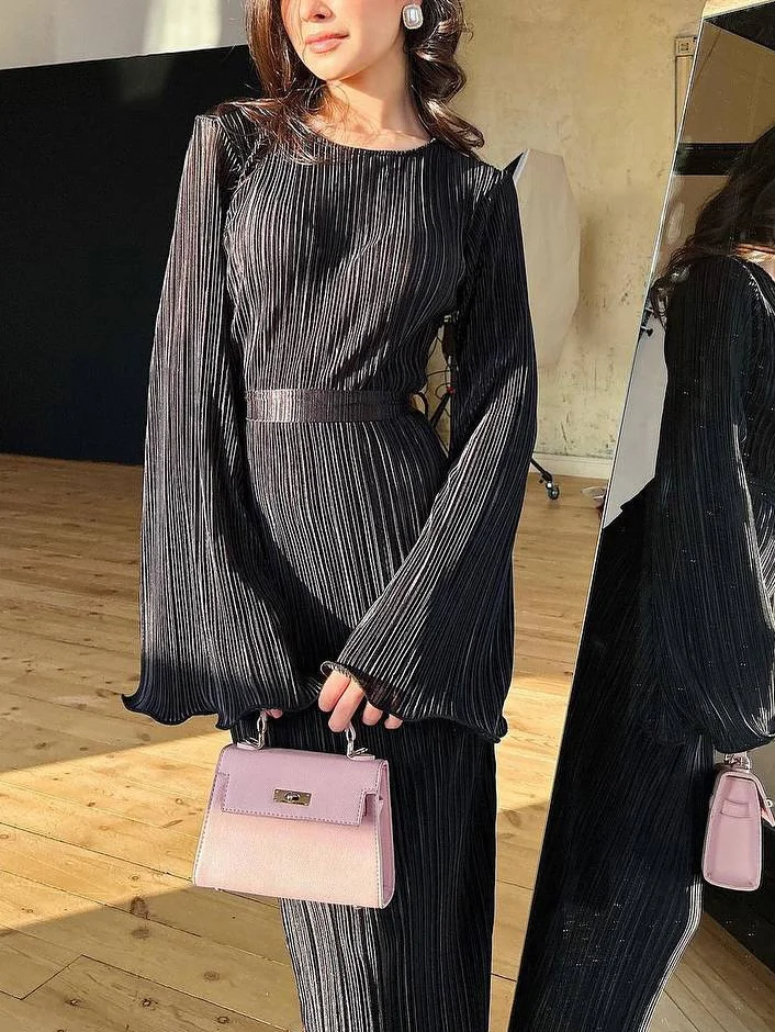 Black Pleated Belted Long Sleeve Dress