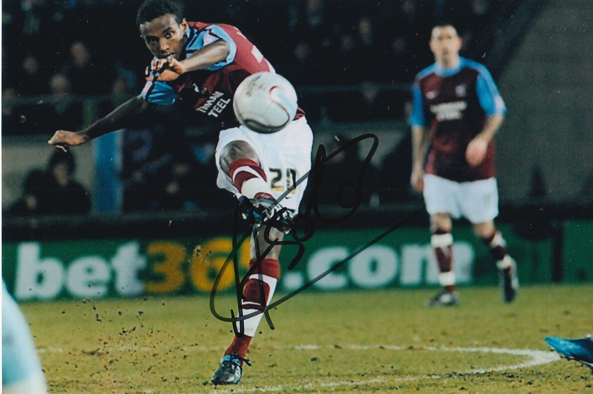 SCUNTHORPE UNITED HAND SIGNED ABDISALAM IBRAHIM 6X4 Photo Poster painting 1.