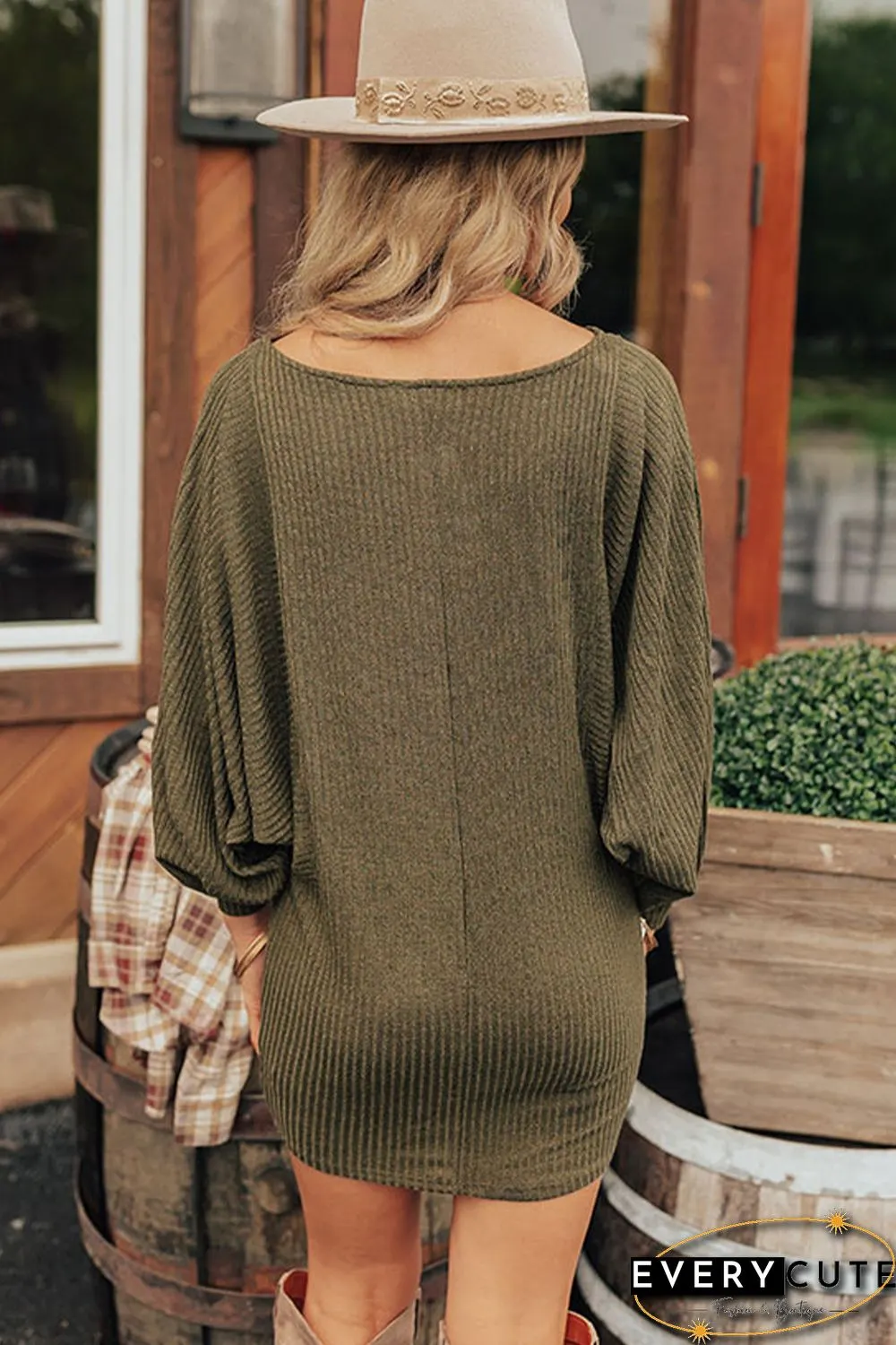 Green Batwing Sleeves Ribbed Knit Sweater Dress