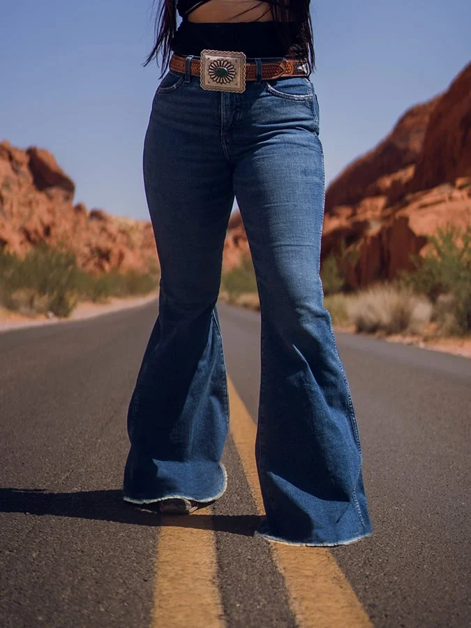 Western-Inspired Casual Flared Jeans