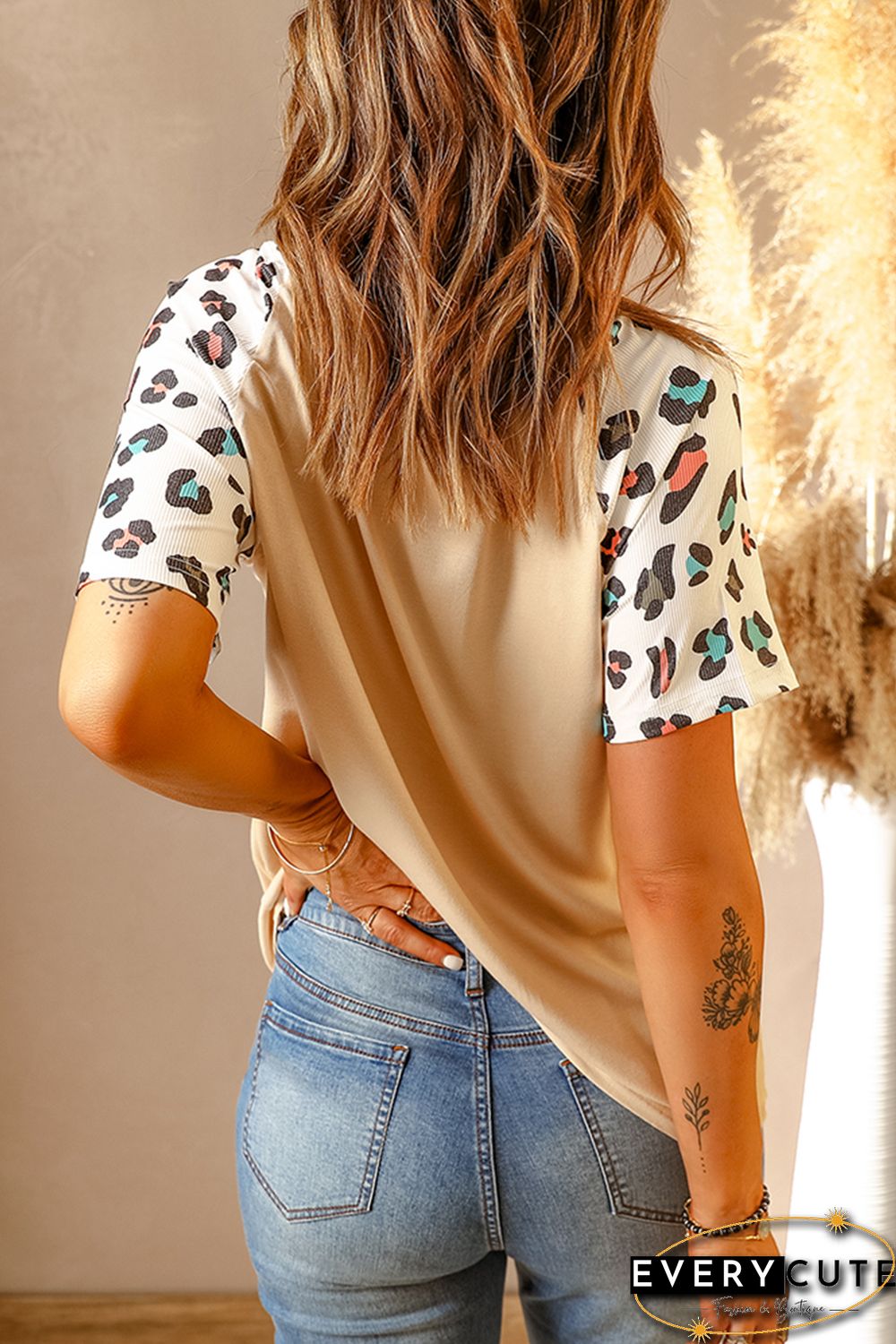Khaki Leopard Butterfly Color Block Short Sleeve T-shirt