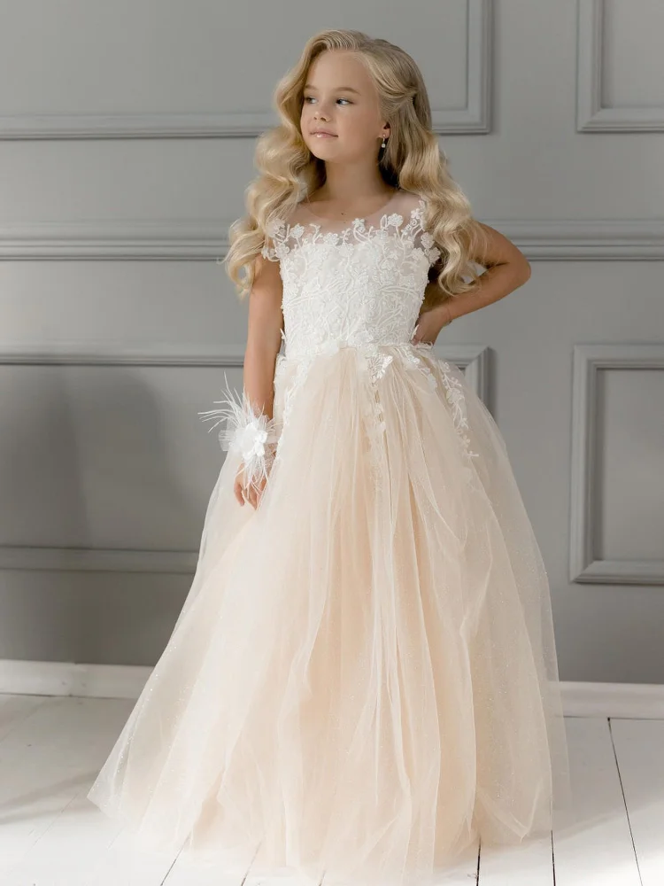 Hellodresses Simple Sleeveless A-line Flower Girl Dresses Tulle with Appliques Lace Pearls