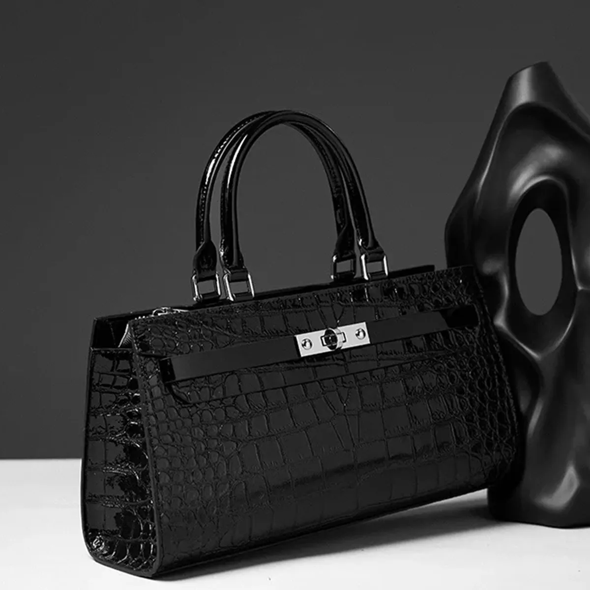 Merumote's Crocodile Pattern Cowhide All-match Women's Handbag Shoulder Crossbody Large Capacity Bag-MERUMOTE