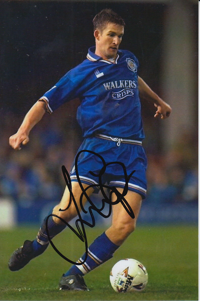 LEICESTER HAND SIGNED SIMON GRAYSON 6X4 Photo Poster painting.