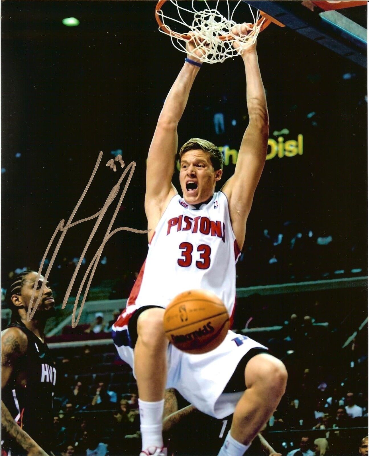 Jonas Jerebko autographed 8x10 Detroit Pistons #2  Shipping