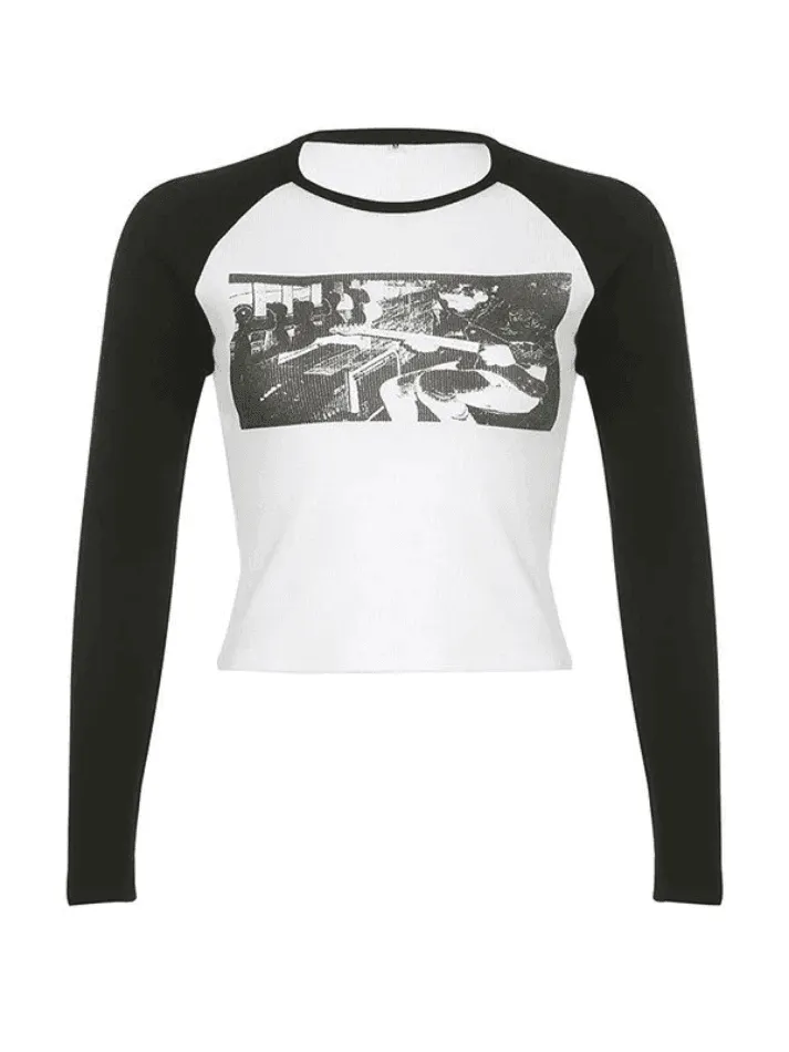 Brownm Figure Graphic Raglan Long Sleeve Crop Top