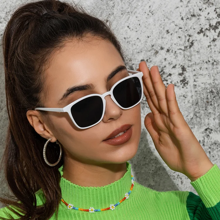 Retro Simple Square Sunglasses at Hiphopee