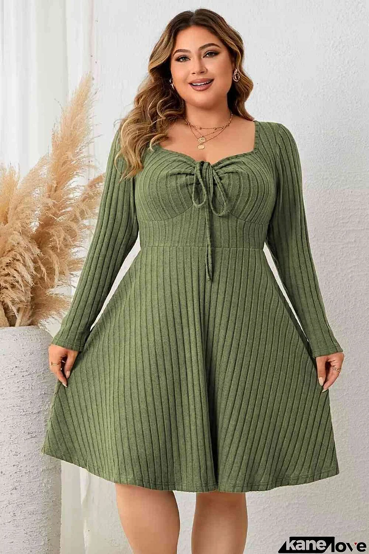 Plus Size Sweetheart Neck Long Sleeve Ribbed Dress