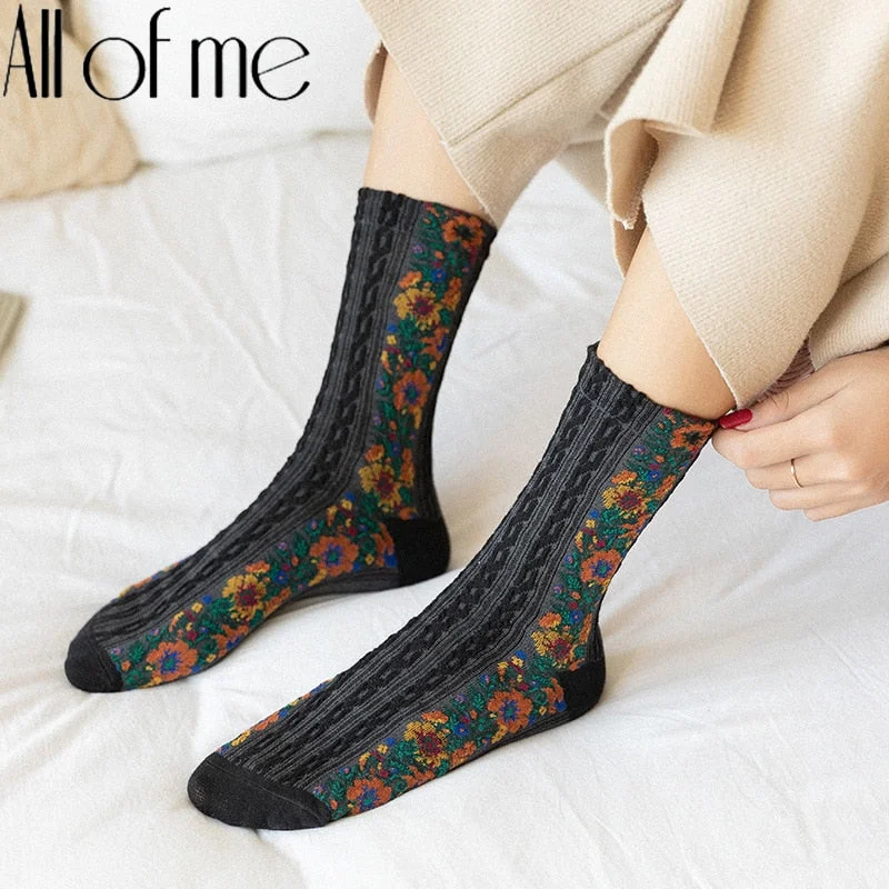 Floral Printed Woman Socks Cotton Funny Socks Fit Without Falling Winter Vintage Sleepwear Meias Harajuku Women Socks For Girls