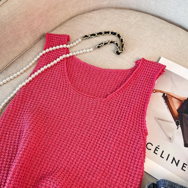 Uveng Uveng With Comfortable Barbieins Wearing Knitted Short Sleeveless New Temperament Slings Sweet Spicy Vest Top