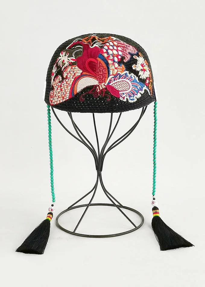 Retro Black Embroidery Floral Beading Tassel Knit Bonnie Hat