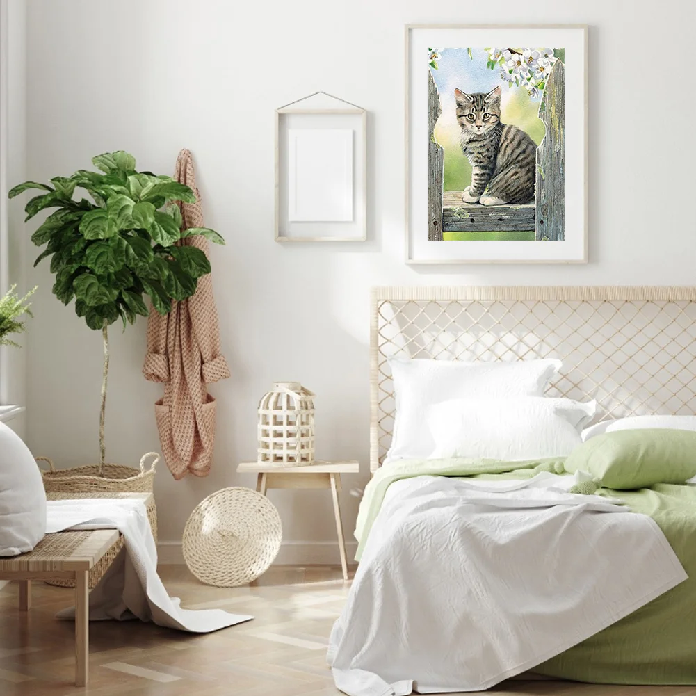 Diamond Painting - Full Square Drill -  Kitten On The Tree