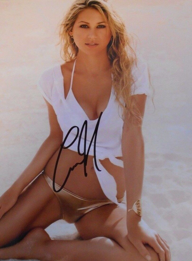 ANNA KOURNIKOVA ** TENNIS SUPER STAR *** AUTOGRAPHED 8X10