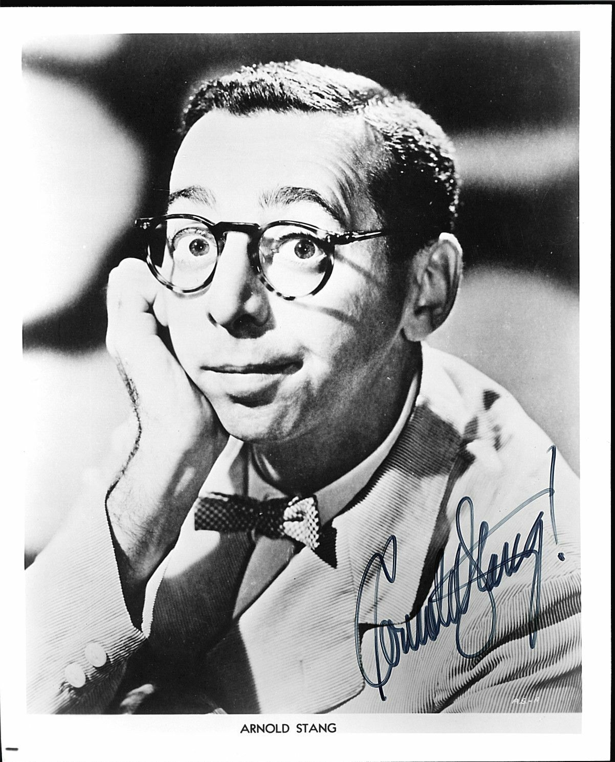 ARNOLD STANG, ACTOR & COMIC AUTOGRAPHED SIGNED 8X10 B&W Photo Poster painting