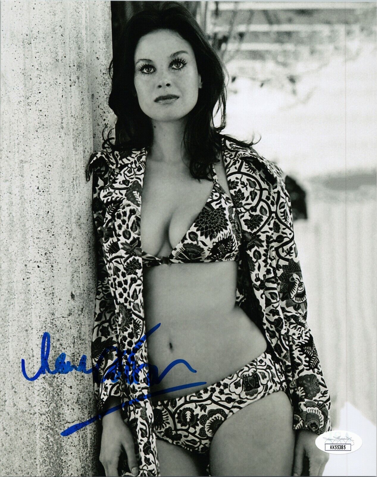 LANA WOOD Authentic Signed JAMES BOND ~Diamonds Are Forever