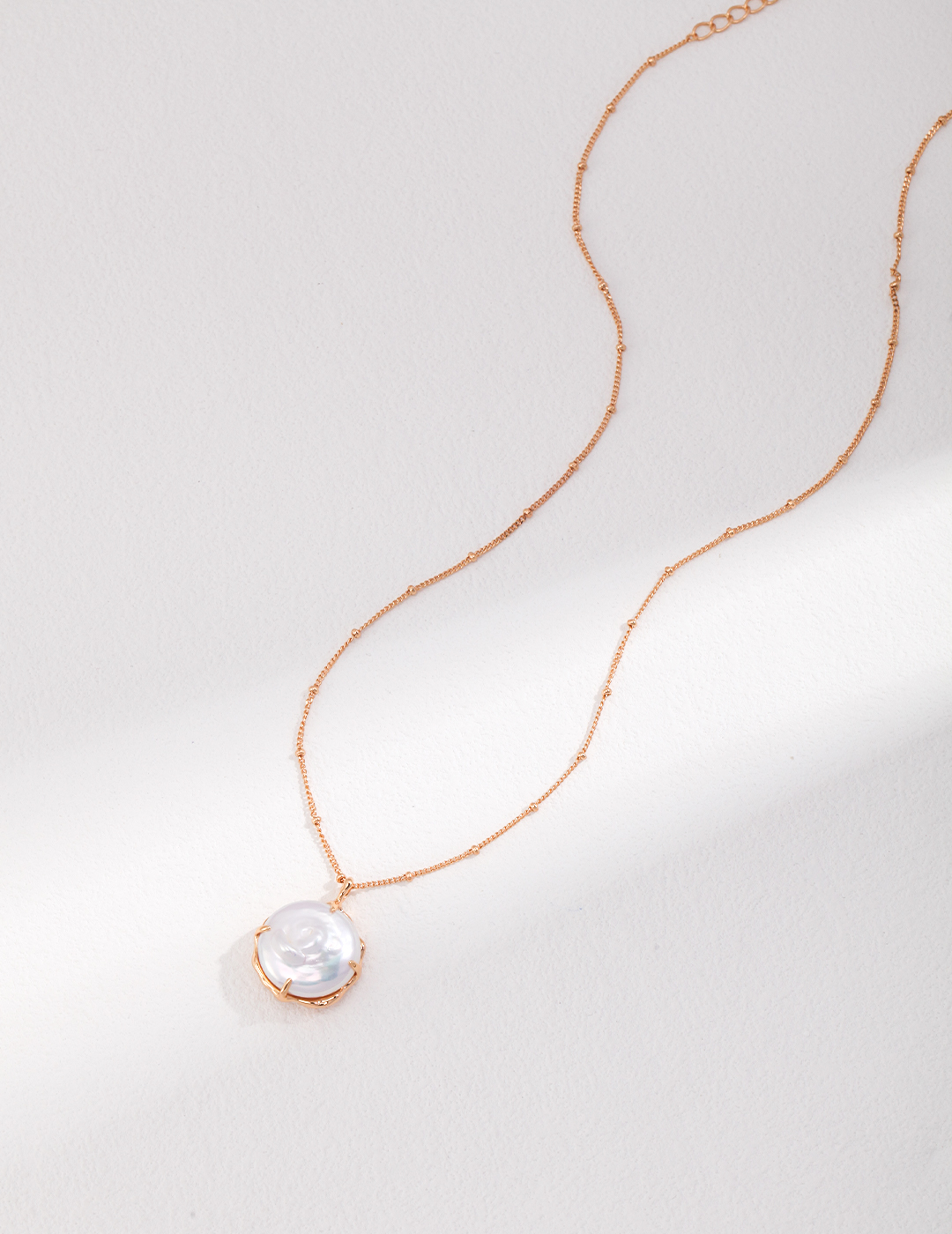 Vintage Baroque Pearl Pendant Necklace