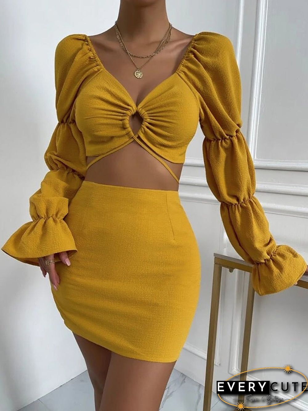Women'S Sets V-Neck Cutout Crop Top & Skirt Two-Piece Set