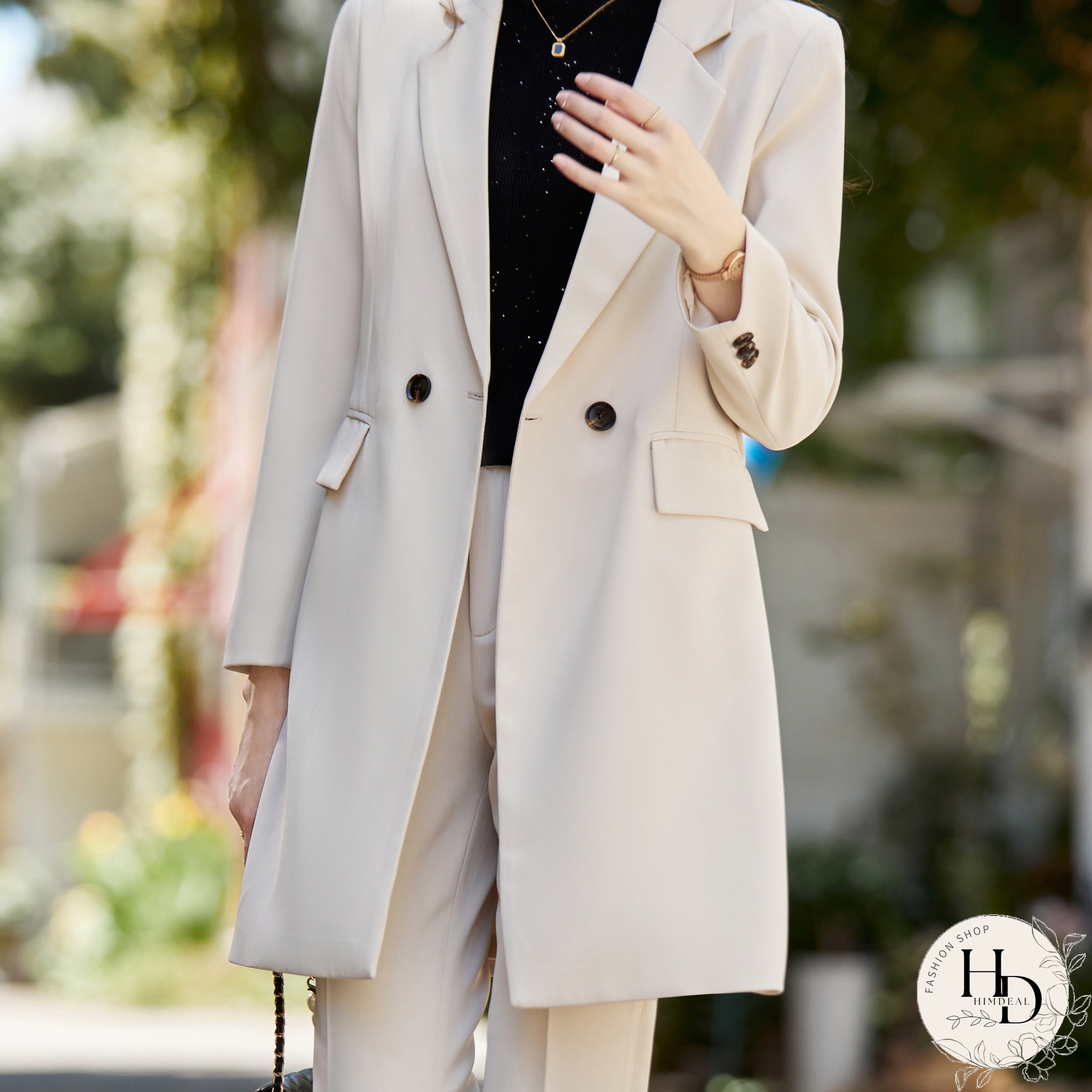 Solid Notched Collar Blazer, Elegant Dual Pockets Long Sleeve Blazer For Office & Work, Women's Clothing