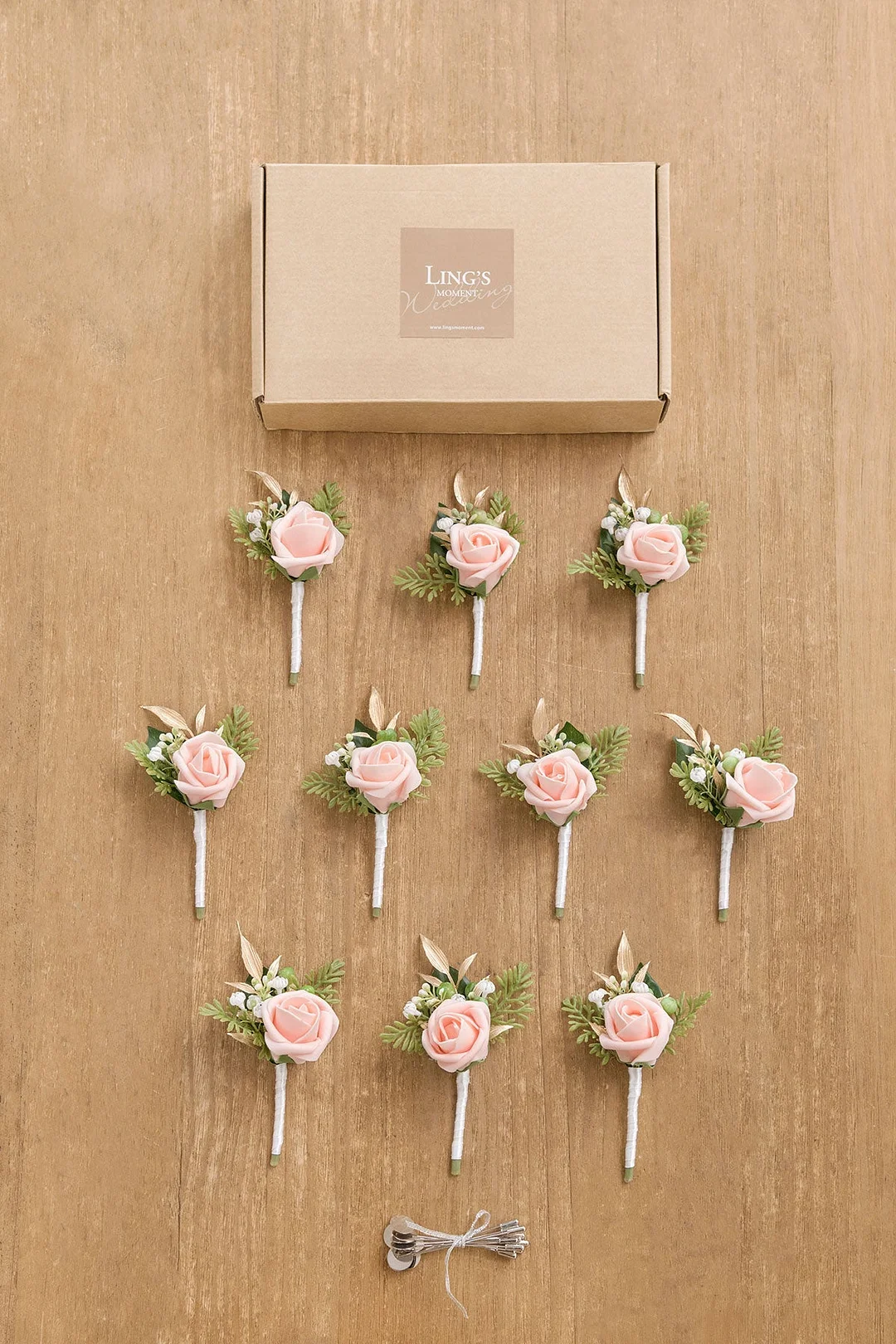 Boutonnieres for Guest in Blush & Cream