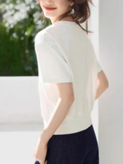 Athvotar Athvotar Short-Sleeved T-Shirt Women's Summer 2025 New Casual Design Feeling Under The Fork Decorative Buckle Clasp Blouse