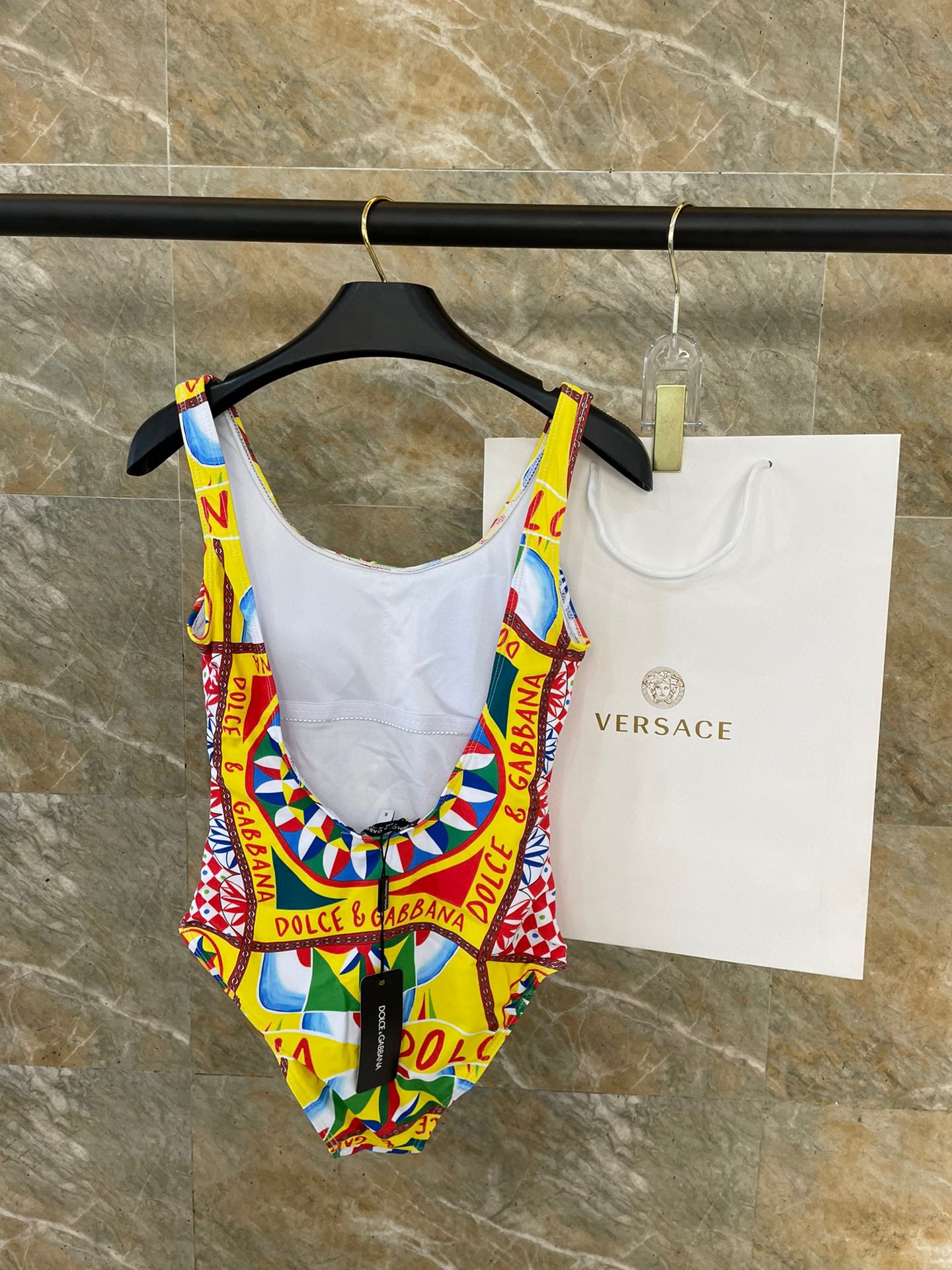 C03721cb0040a74f7e2496c47f248071