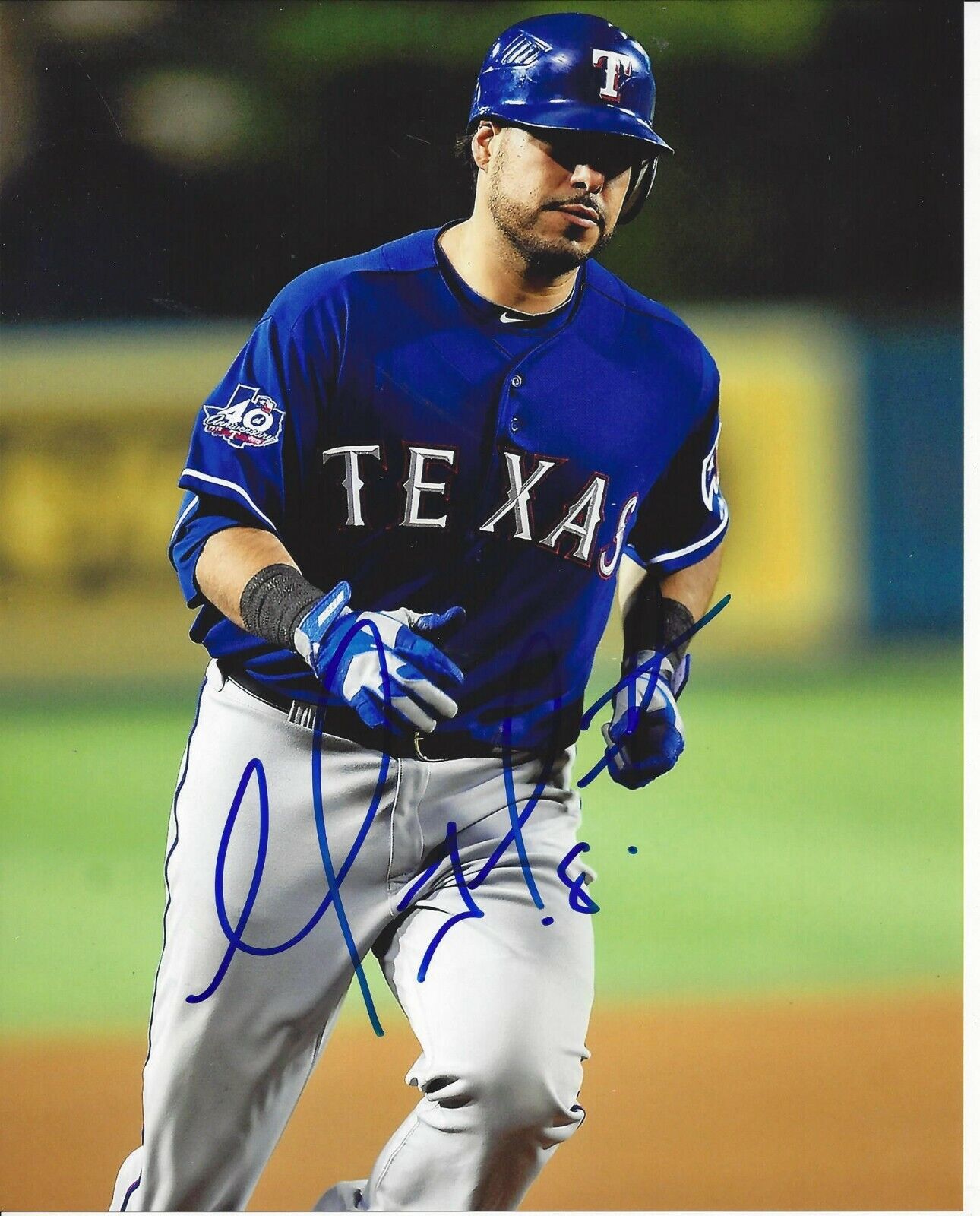 Geovany Soto autographed 8x10 Texas Rangers#S526