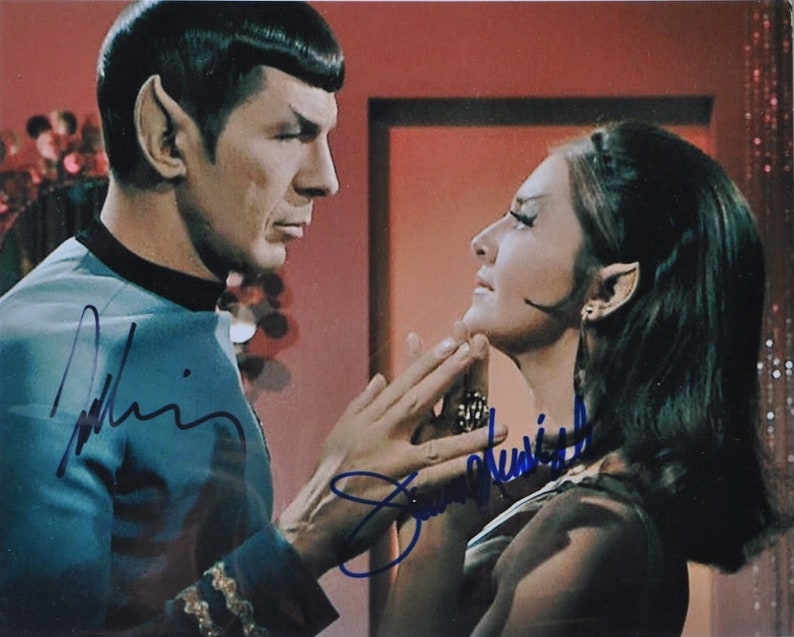 STAR TREK CAST Signed Photo Poster painting X2 Leonard Nimoy, Joanne Linville wcoa